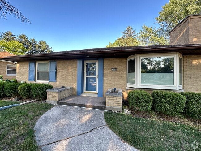 Building Photo - 2378 N 103rd St Rental