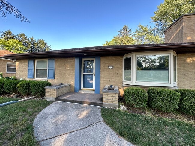 Building Photo - 2378 N 103rd St Rental