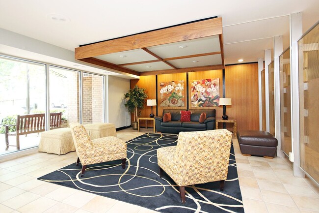 Photo - North Downtown Condo With Water/Sewer, Gas, Electricity Included Unit 610