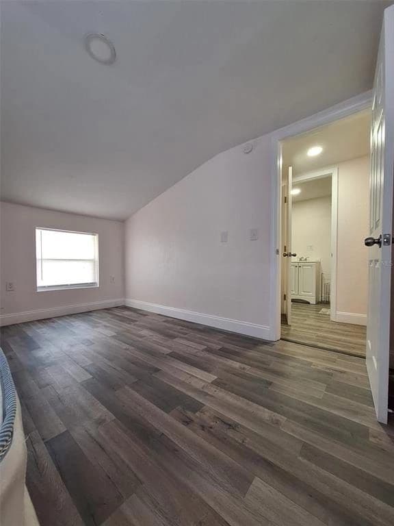 Photo - 215 Neptune Rd