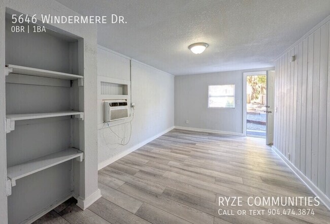 Photo - 5646 Windermere Dr