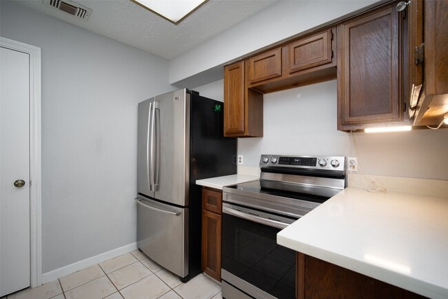 Building Photo - 8319 Wind Willow Dr