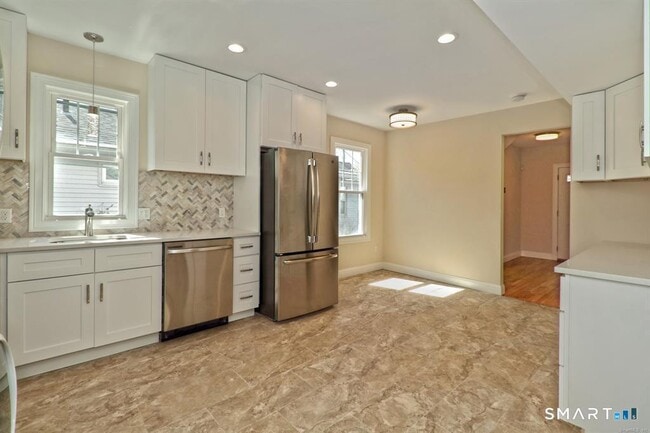 Photo - 67 Anderson Ave