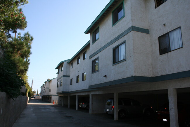 Photo - 3633 W Ball Rd Unidad 111