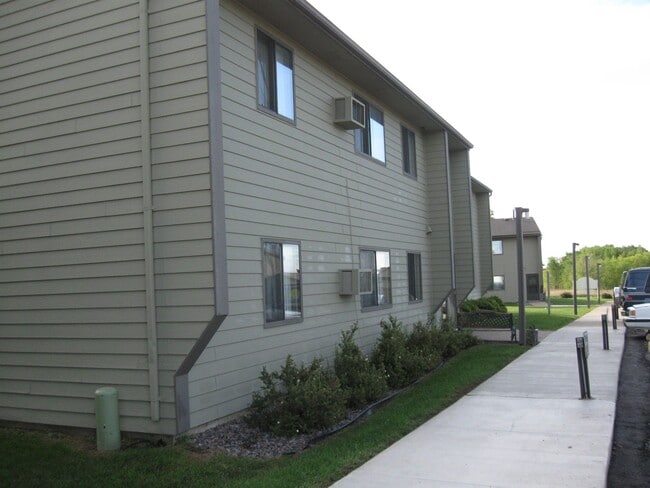 Hillside Terrace II