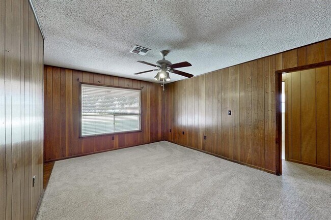 Photo - 150 Rosa Lee Ln