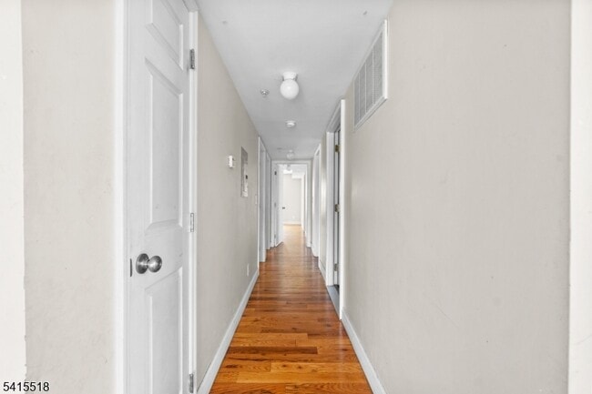 Photo - 280 S 20th St