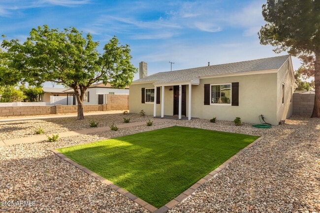 Photo - 4010 N 11th Ave