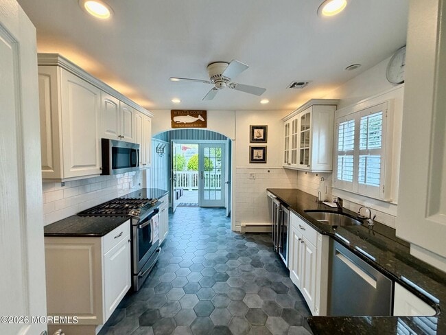 Photo - 604 Evergreen Ave