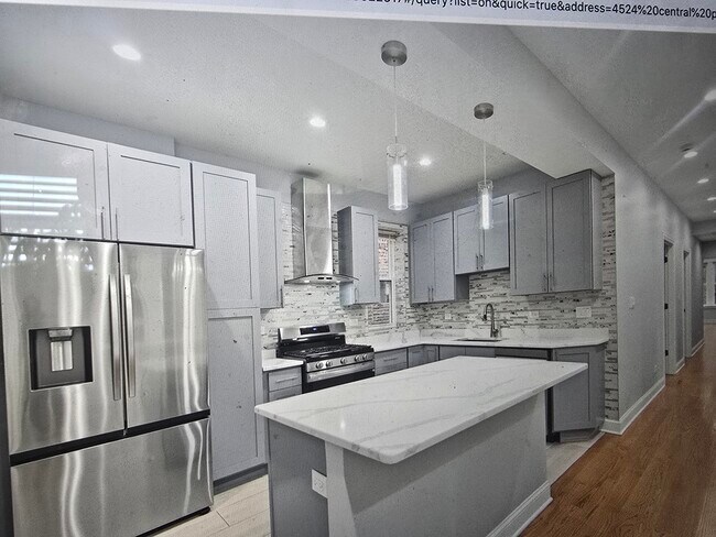 Photo - 4524 N Central Park Ave Unit 2