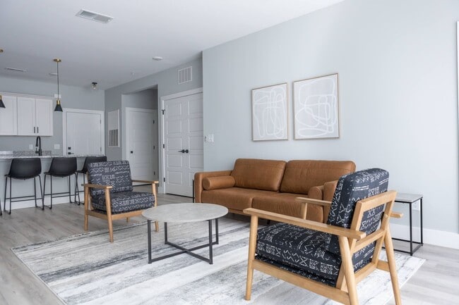 Tryon Flats Apartments