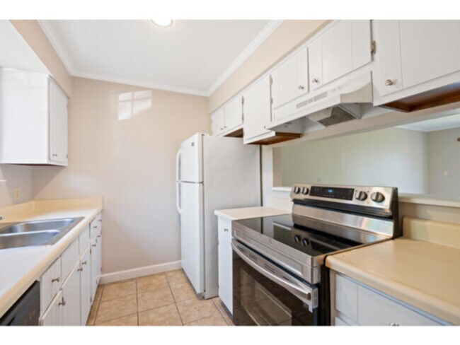 Photo - 7250 Hilburn Rd