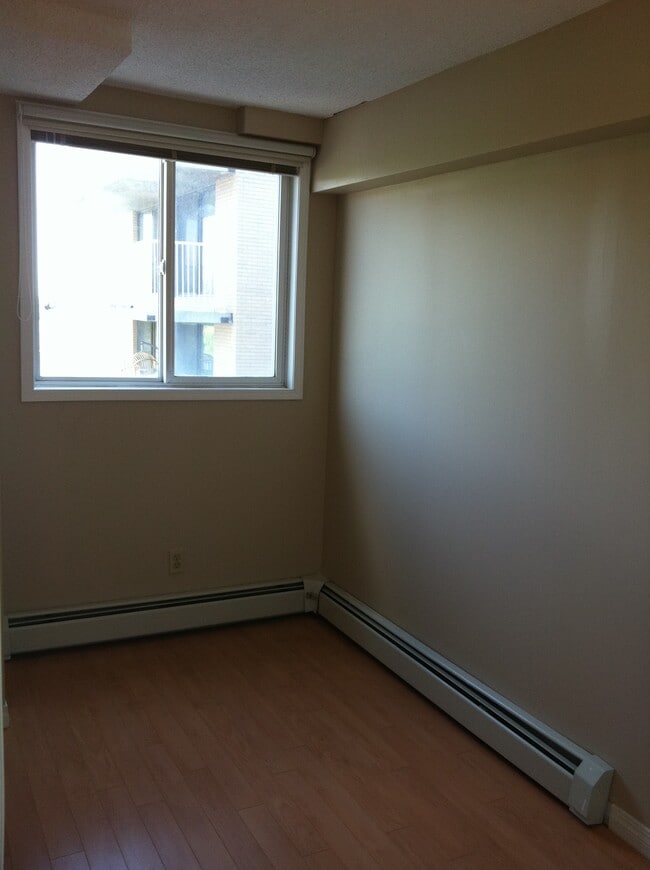 110 2 Av SE Unit 408