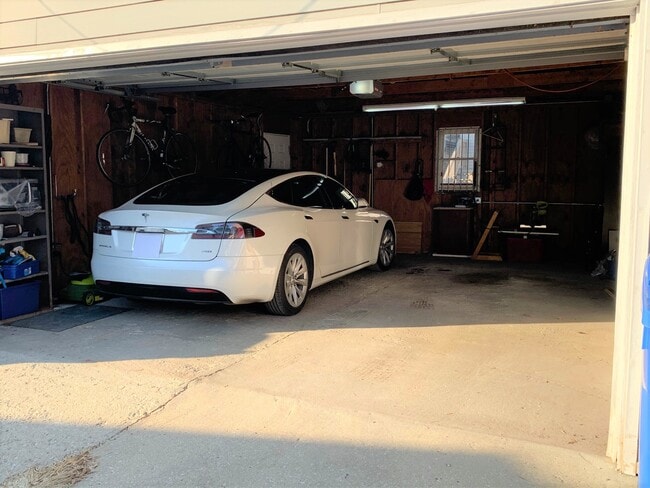 Photo - 1929 N Richmond St Unit 1