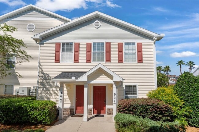 Building Photo - 575 Oakleaf Plantation Pkwy Rental