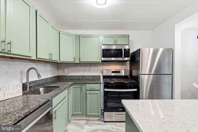 Photo - 2648 Redcoat Dr Unit 97