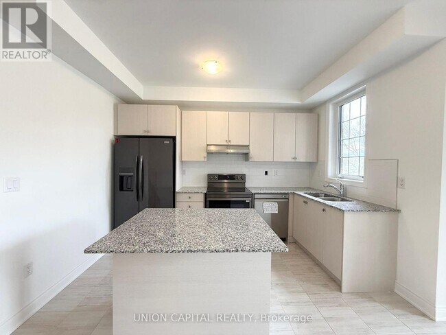 Photo - 11 Franklin Ave