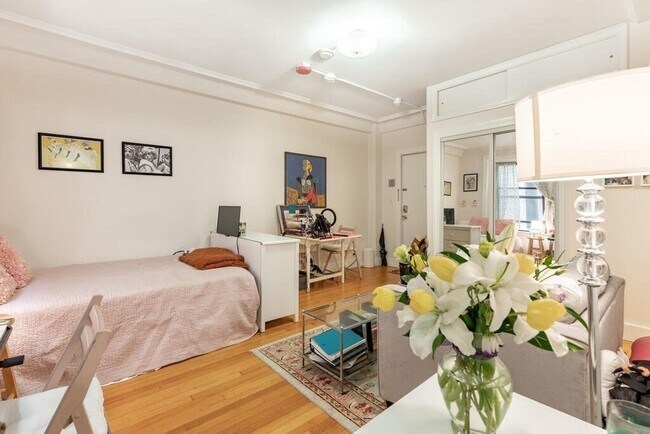 366 Commonwealth Ave Unit 27