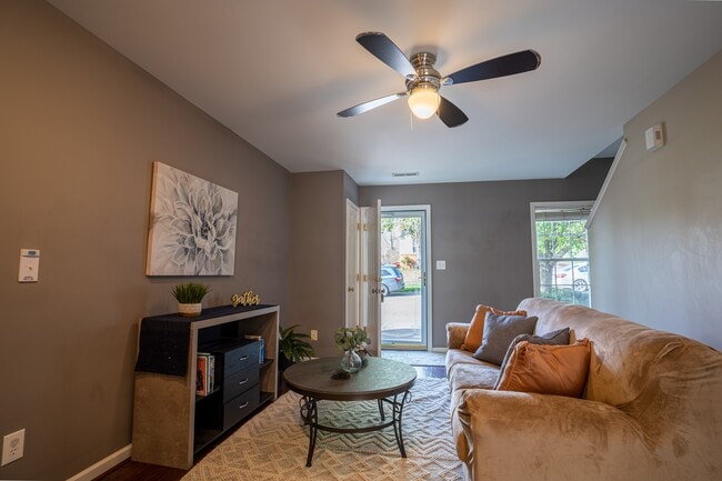 Photo - 2240 15th Ave NE