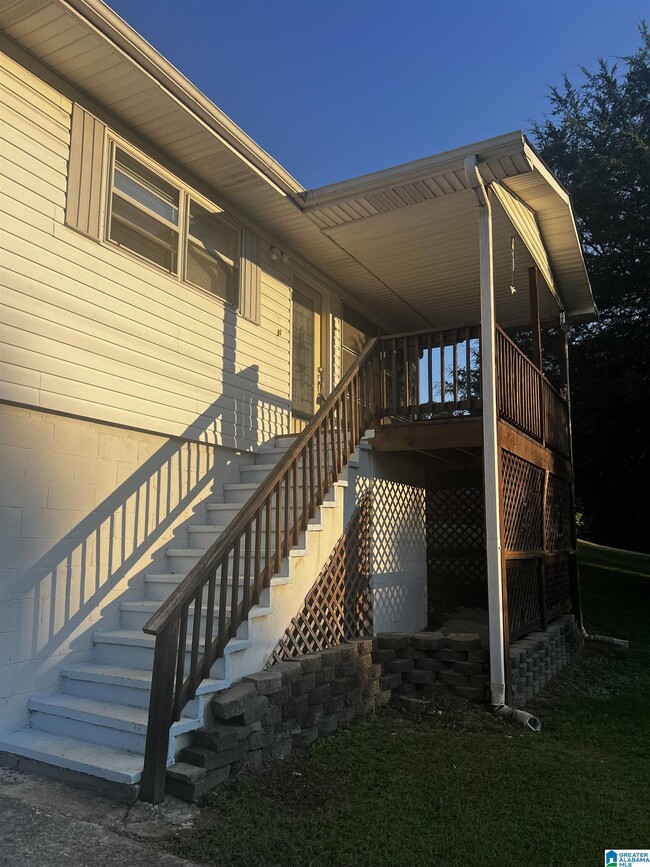 505 Park Ln