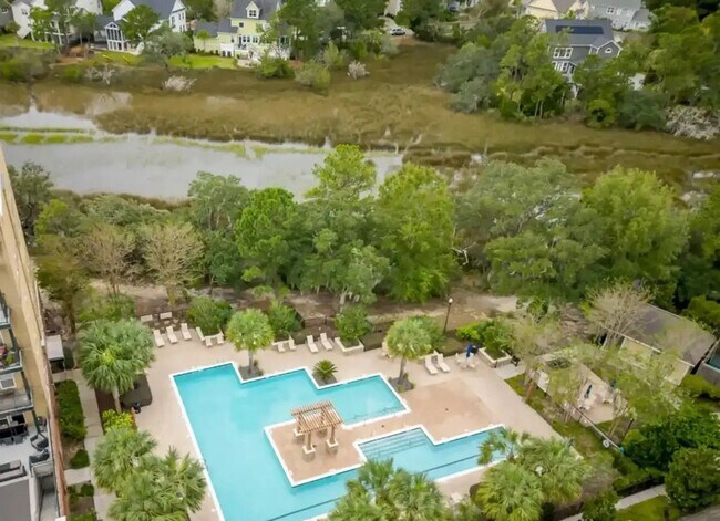 Photo - Daniel Island Condo