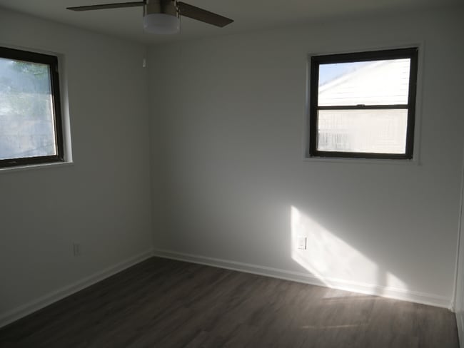 Photo - 2312 Wintergreen Ave