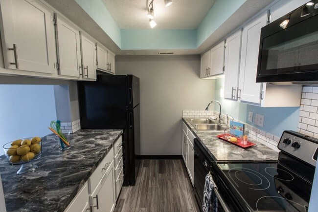 1 Bedroom Apartments For Rent In 43229 Columbus Oh Forrent Photo Barrington Square Apartments