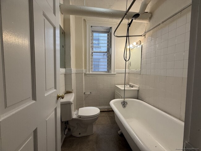 Photo - 528 Cambridge St Unit 2