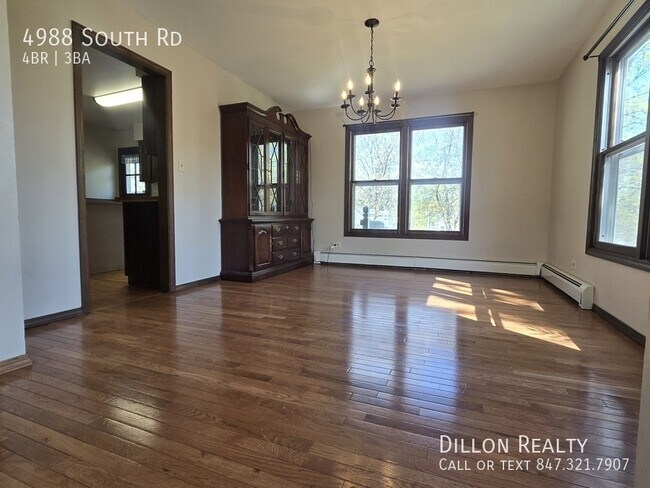 Photo - 4988 South Rd-