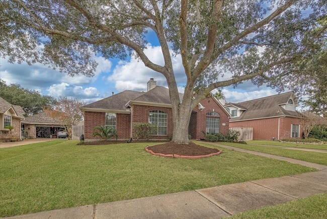 Building Photo - 21610 Emerald Ridge Cir