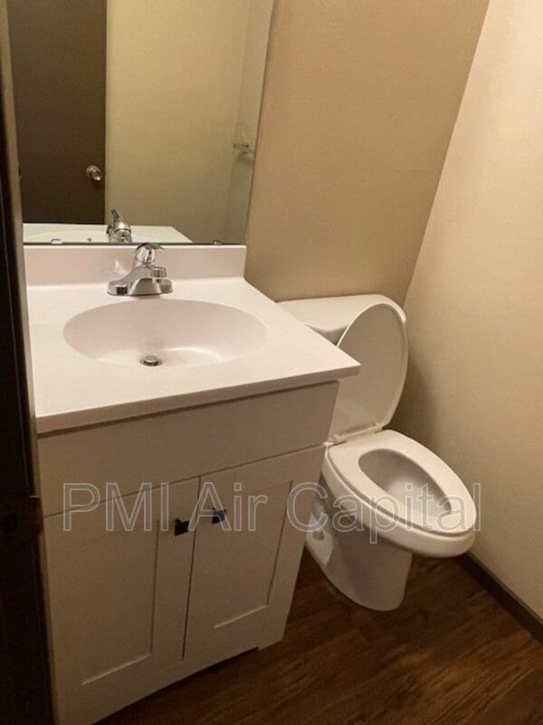 Photo - 1102 E Morris St