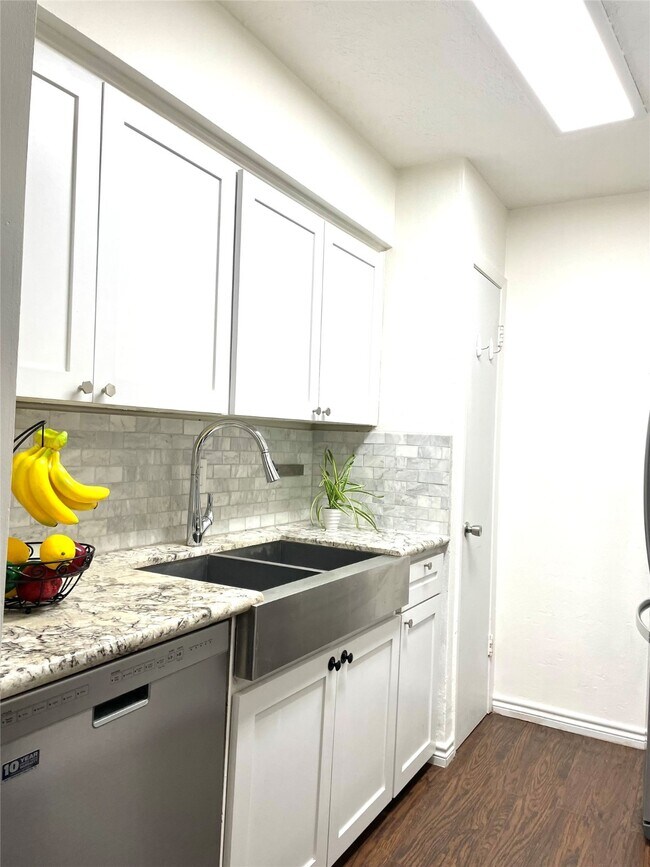 Photo - 3224 Timmons Ln