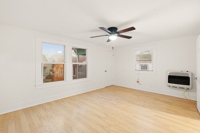 Photo - 4728 Avenue R 1/2