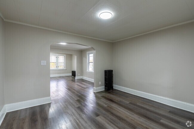 1BR,1BA - 700SF - Dining Room - 833 Brown St