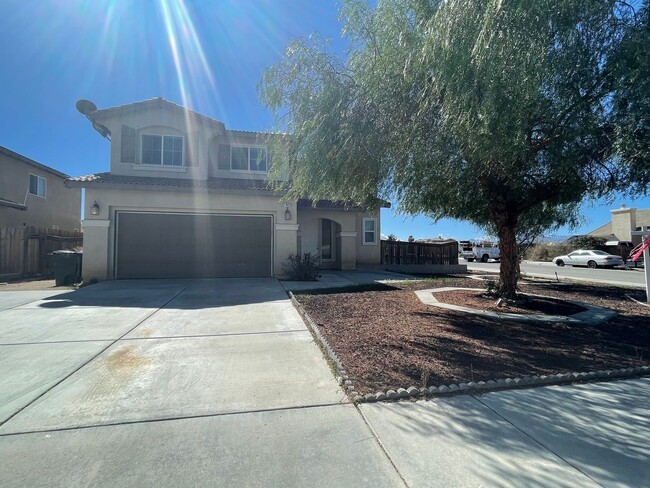 Adelanto- Beautiful 4 Bedrooms, 2.5 Bathro... - Adelanto- Beautiful 4 Bedrooms, 2.5 Bathro... House