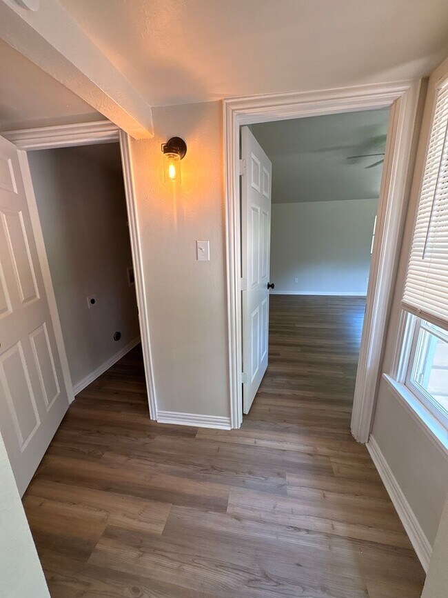 Photo - 1505 S 49th St