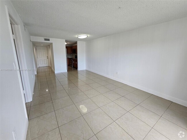 Building Photo - 6060 W 21st Ct Unit 105 Rental