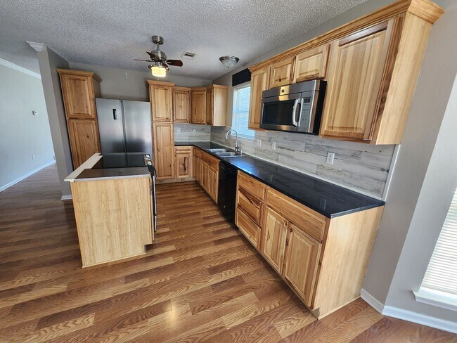 Photo - 902 Pheasant Cove