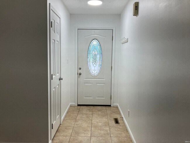 Photo - 7872 Sandalwood Dr