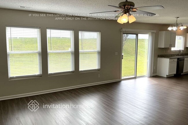 Photo - 516 Pebblestone Dr