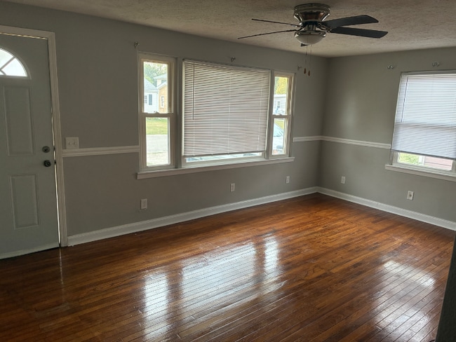 Photo - 25 St Cabrini Ct