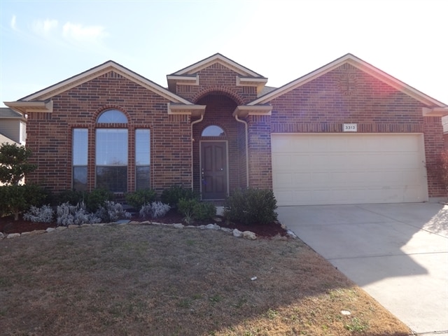 Photo - 3313 Buckthorn Ln