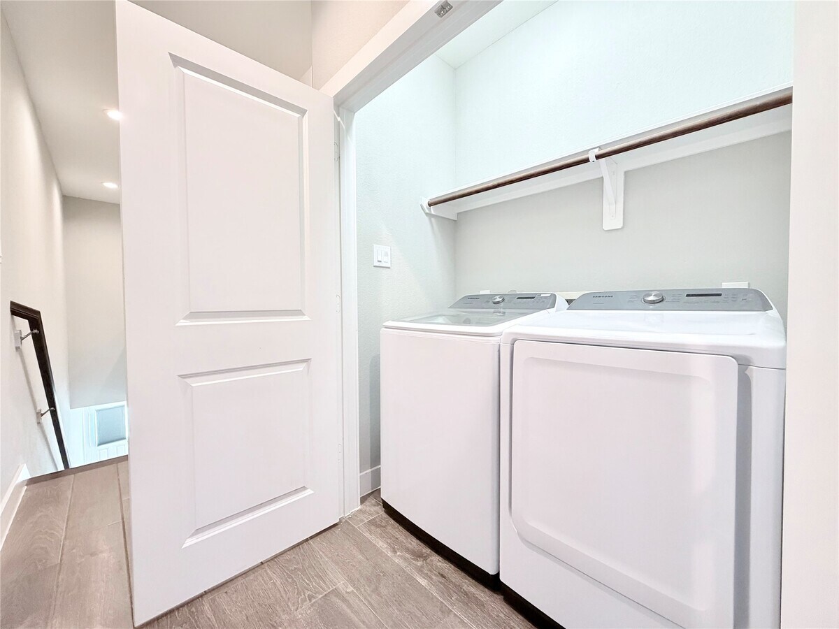 Photo - 8404 Safeguard St