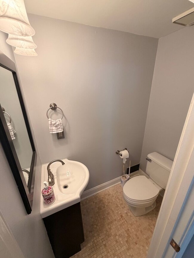Photo - Wonderful Midtown Atlanta 2 Bed 2.5 Bath Townhouse!