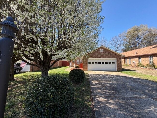 Photo - Exclusively Offered By Muse Realty Rentals, LLC