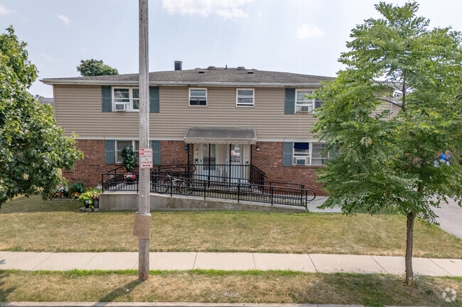 Photo - Holling Homes