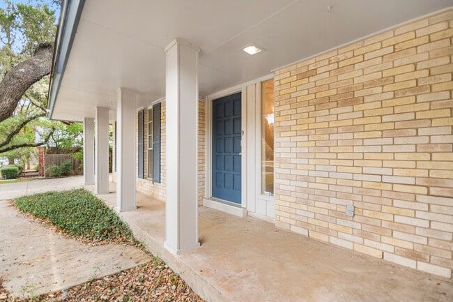 Photo - 8310 Watch Tower St