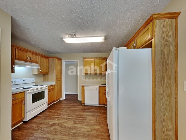 Photo - 125 Sanders Walk