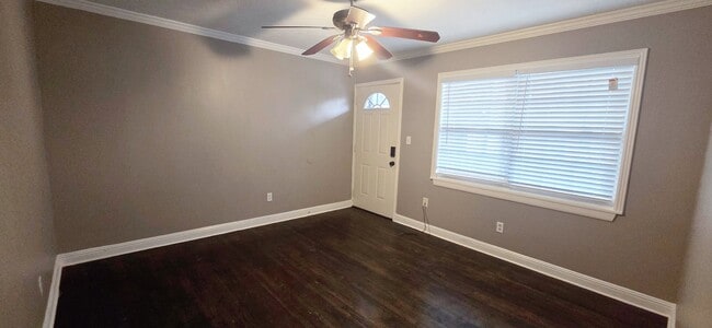 Photo - 21 Delmont Dr NE Unit 10