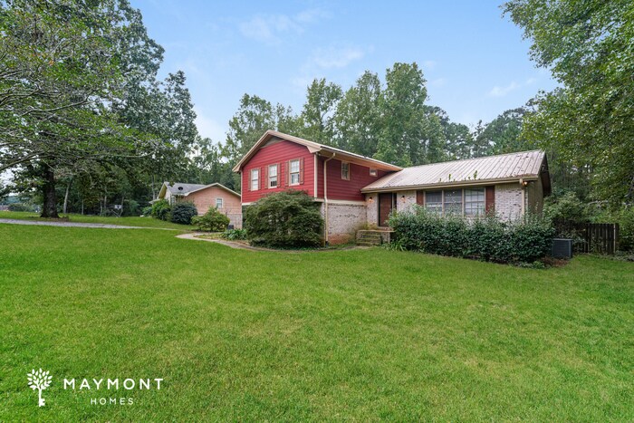 Photo - 2069 Christian Cir SE